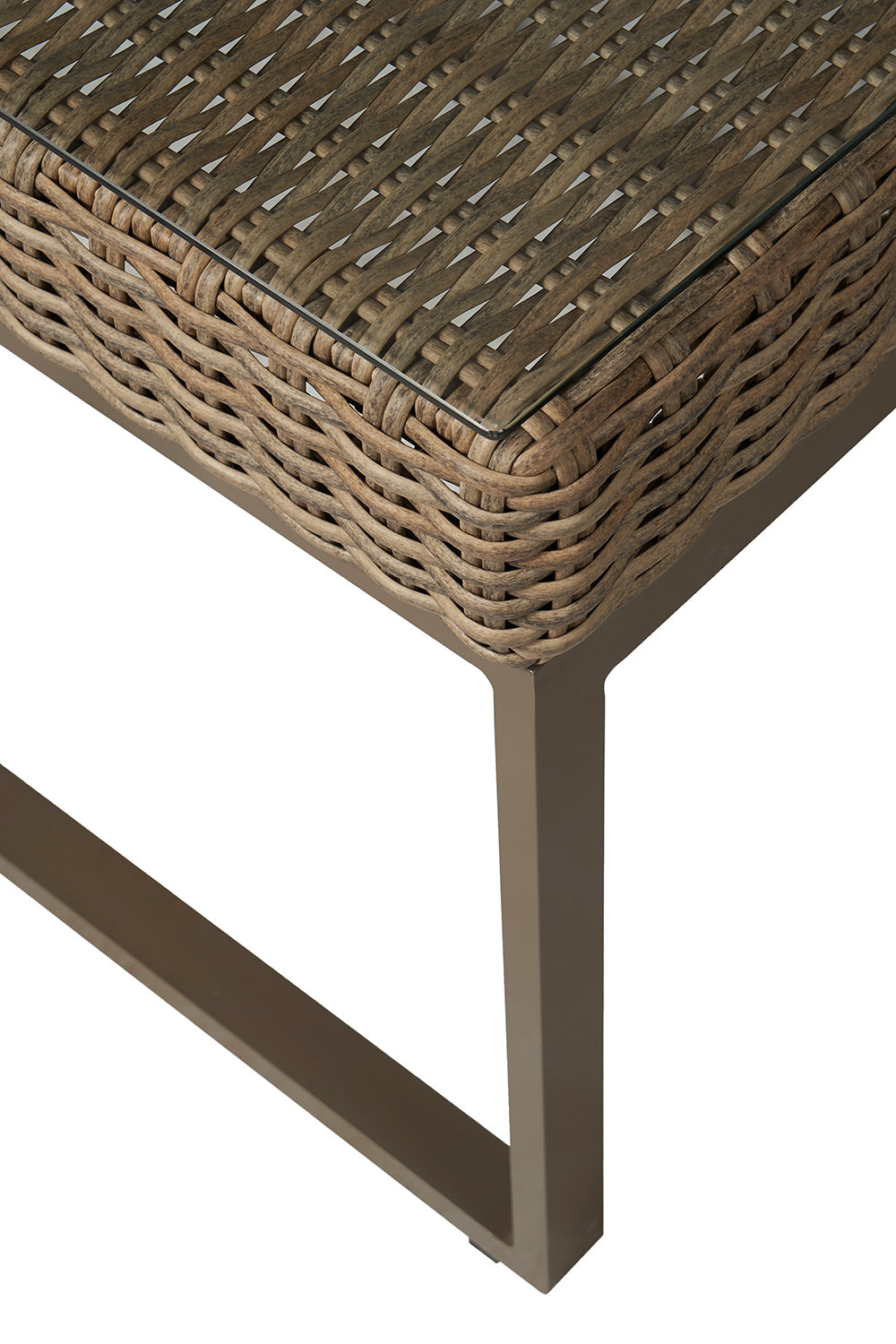 Lloyd Flanders Milan 25" Square End Table 475043 - Detail 3