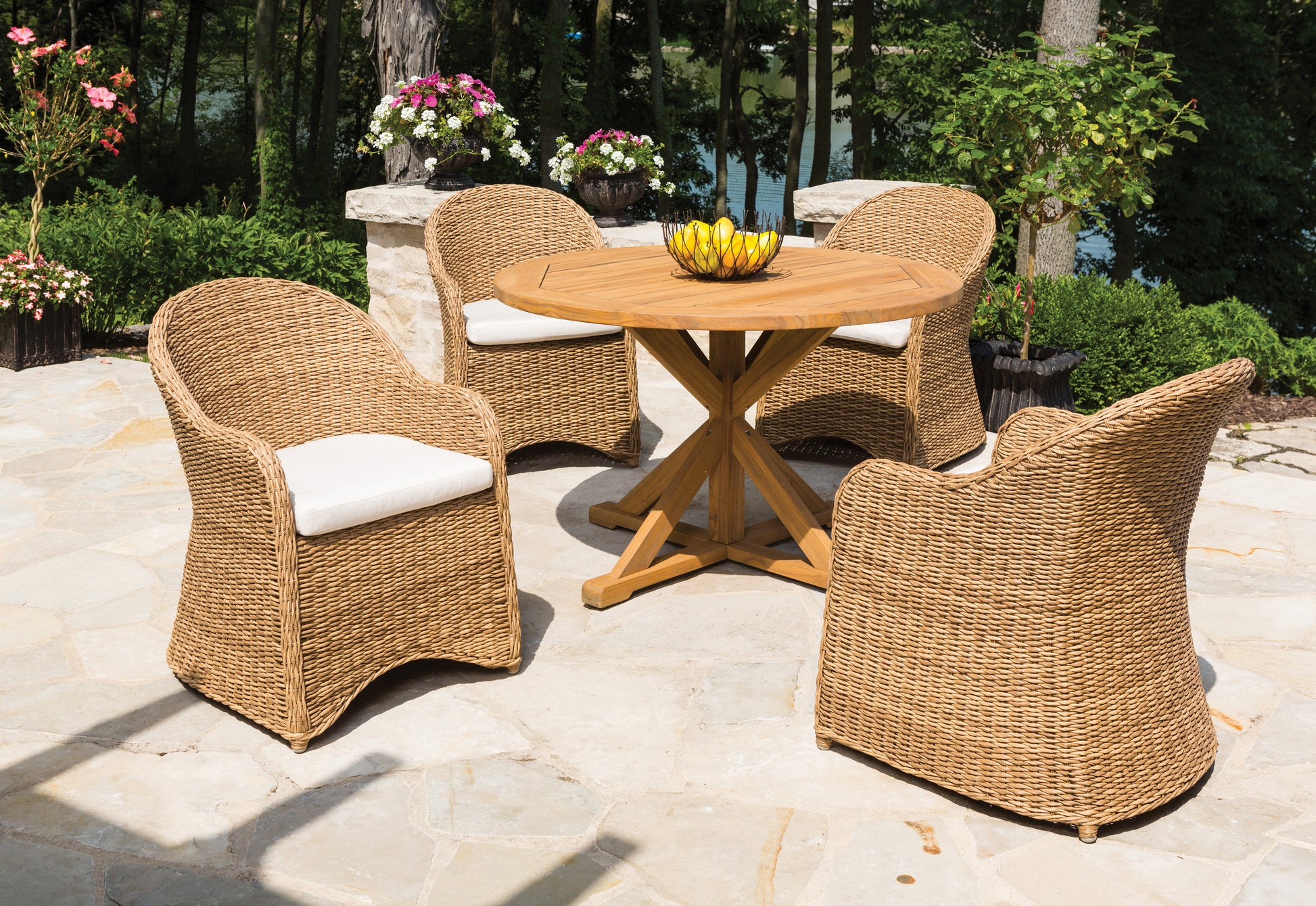 Lloyd Flanders Teak 48" Round Cross Base Dining Table 286148 - Detail 4