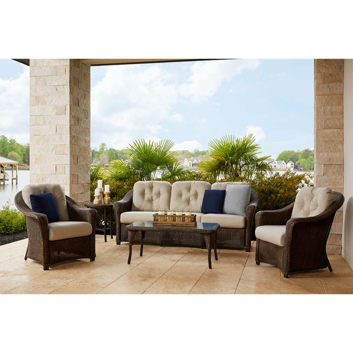 Lloyd Flanders Reflections Lounge Chair